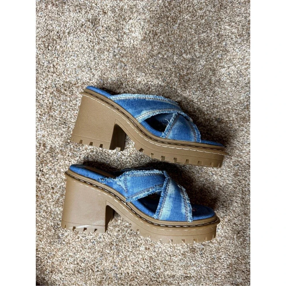 Delia's by Dolls Kill Star Worthy Cross Strap Slides 7 Denim Block Heel Sandals